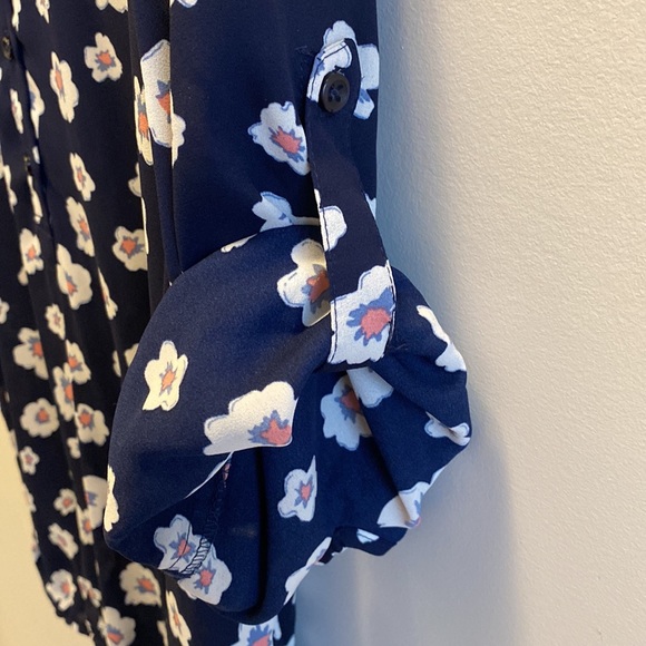 Reitmans blouse - Picture 2 of 3